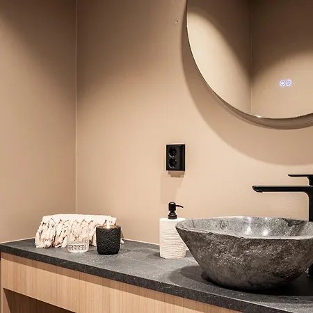 Draivi A By Hilla - 3br And Alcove *